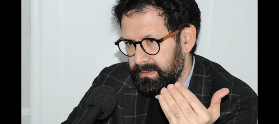 السيرة الذاتية للمحافظ مهدي حاتم بن عيسى
