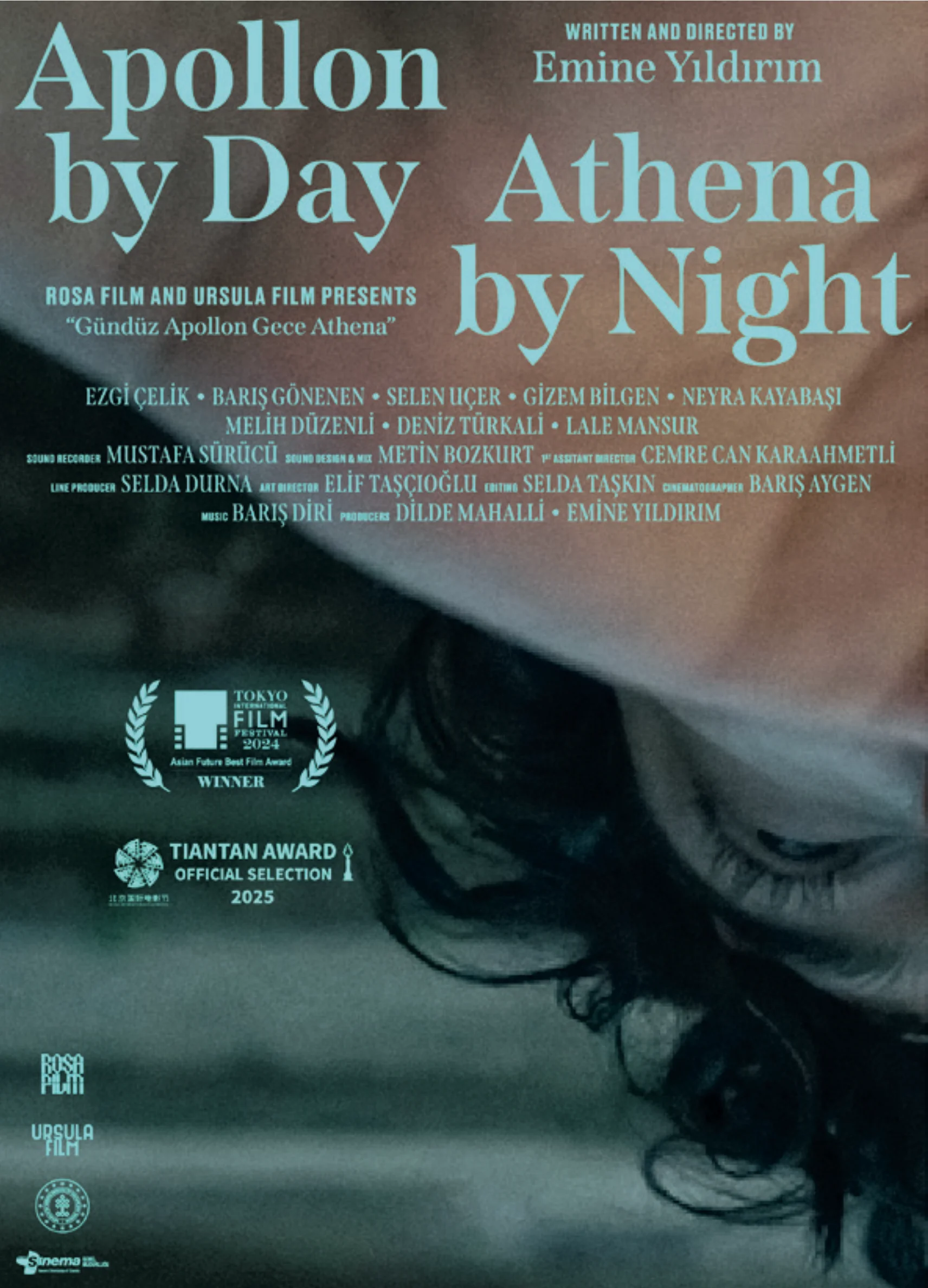 أبولون نهارا، أثينا ليلا