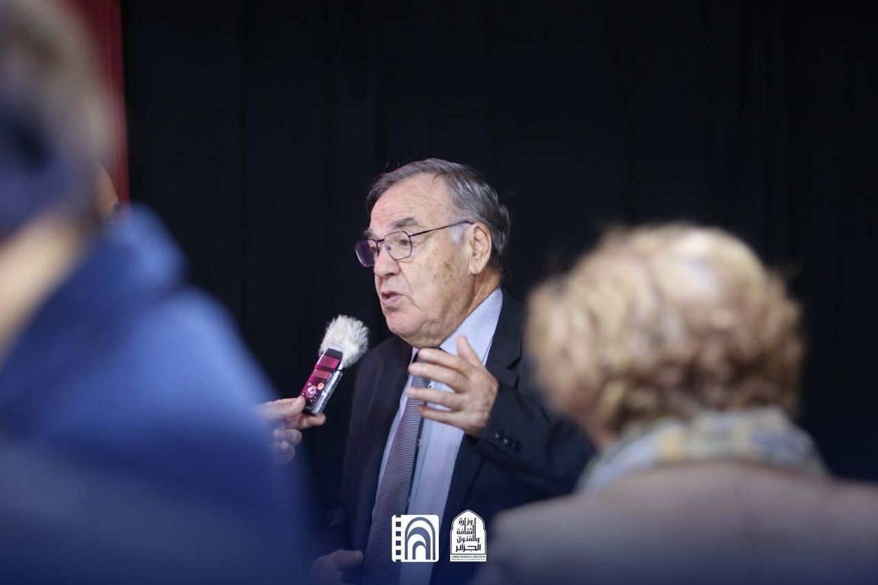 البروفيسور أحمد بجاوي:التلفزيون والسينما شريكان لإعادة الصورة الحقيقية للجزائر