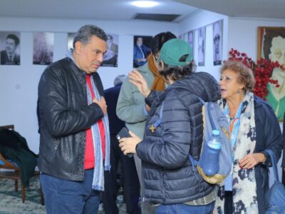 “قصة الخريف”..هشاشة الإنسان حين يكتب وحدته