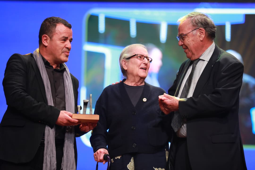 صور تكريم المناضلة إلين مختفي في حفل اختتام المهرجان الدولي للفيلم